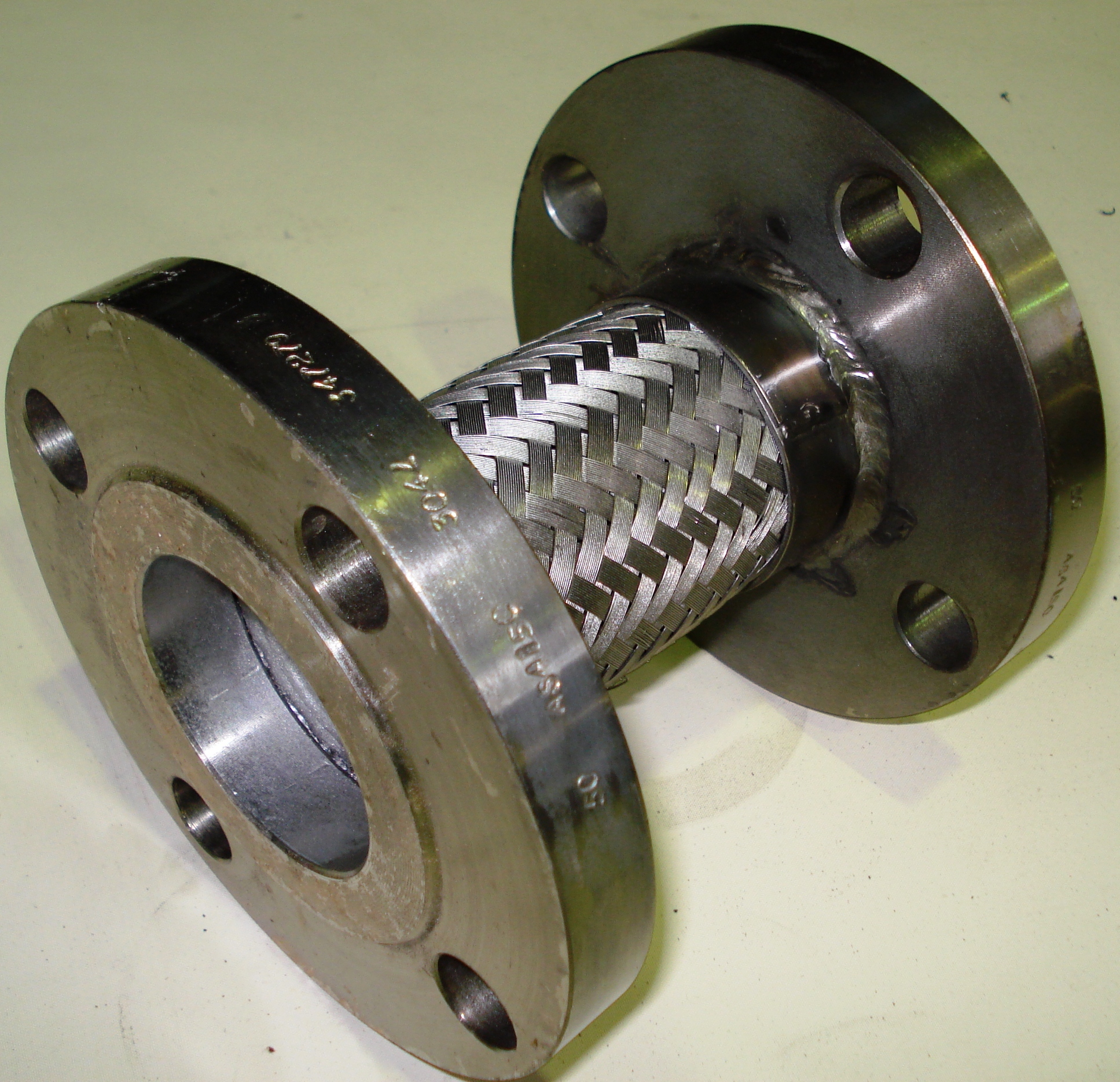 Stainless steel hose assembly
